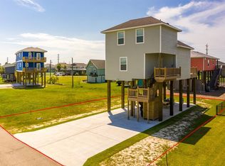 22905 Fresca St, Galveston, TX 77554