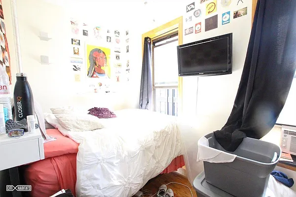 Rented by Corcoran | media 14