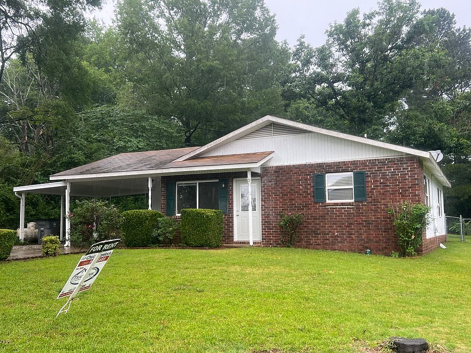 1st image of 301 Wildwood Cir