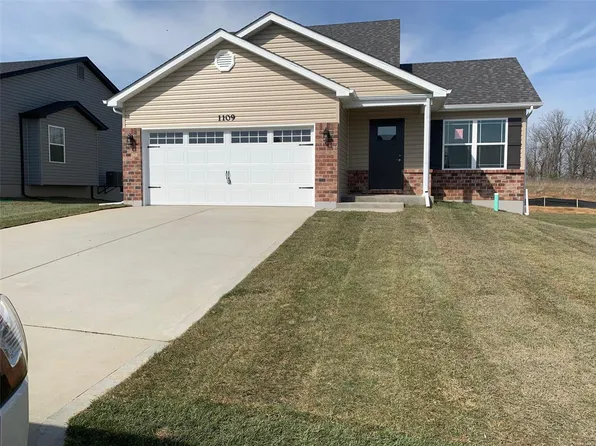 1109 Bronze Dr, Foristell, MO 63348