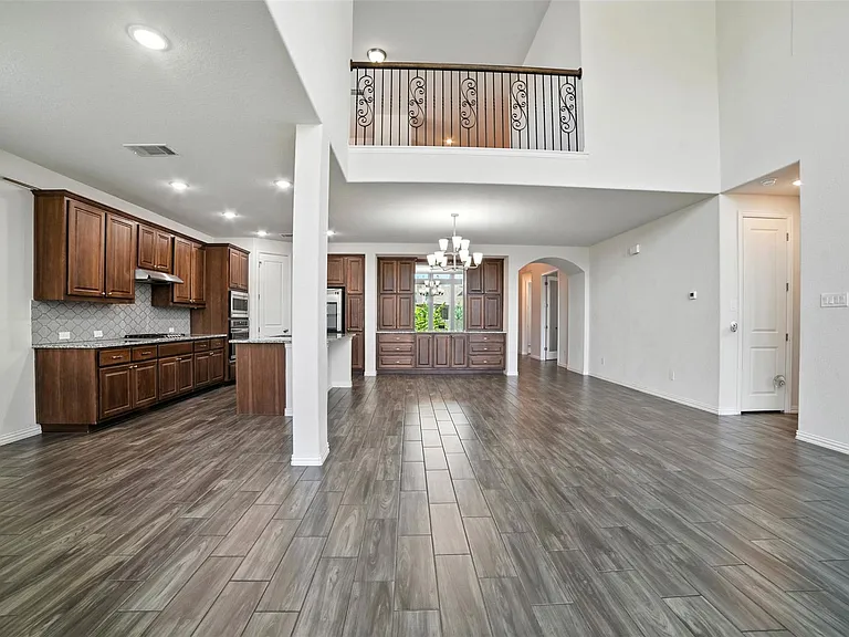 3054 Columbus Loop — Photo 12