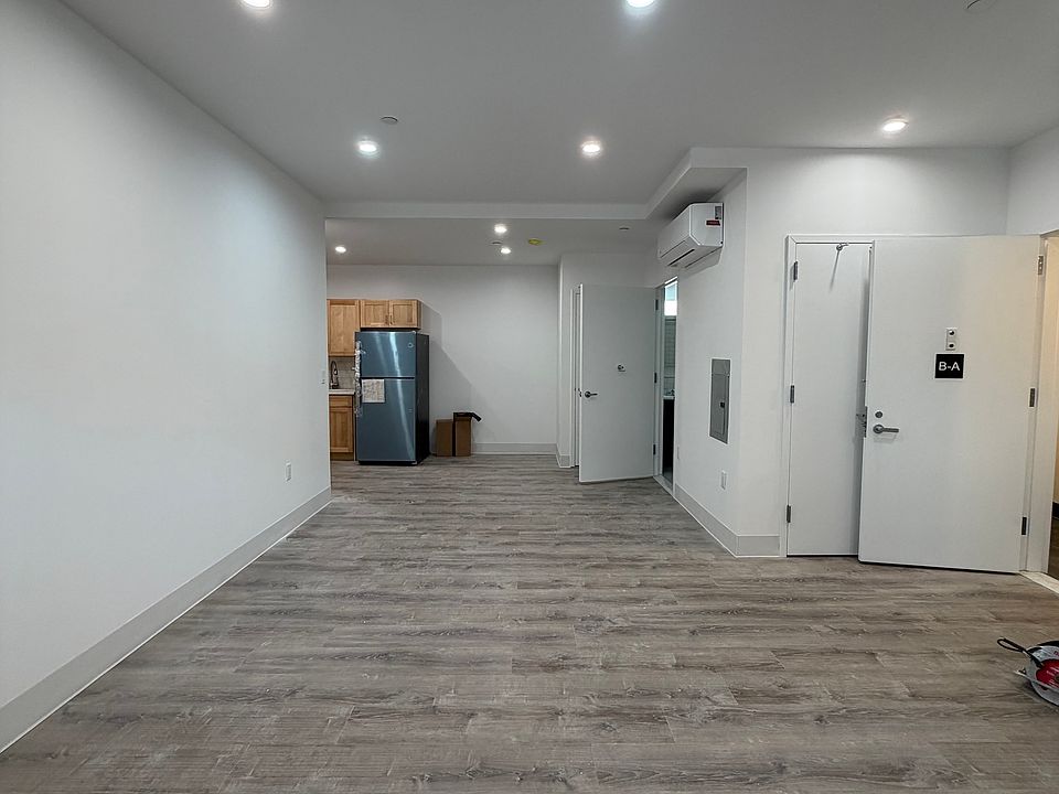 2nd image of 1349 Commonwealth Ave #Ba