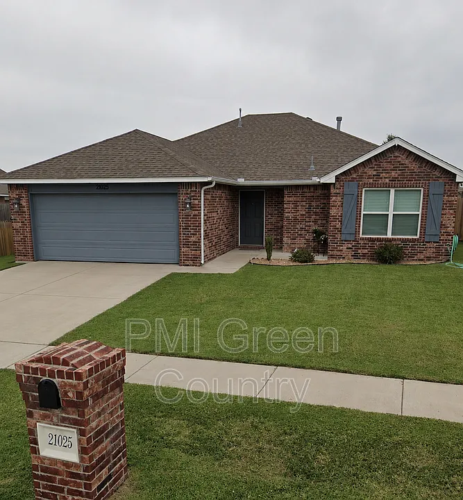 21025 E 40th Pl S