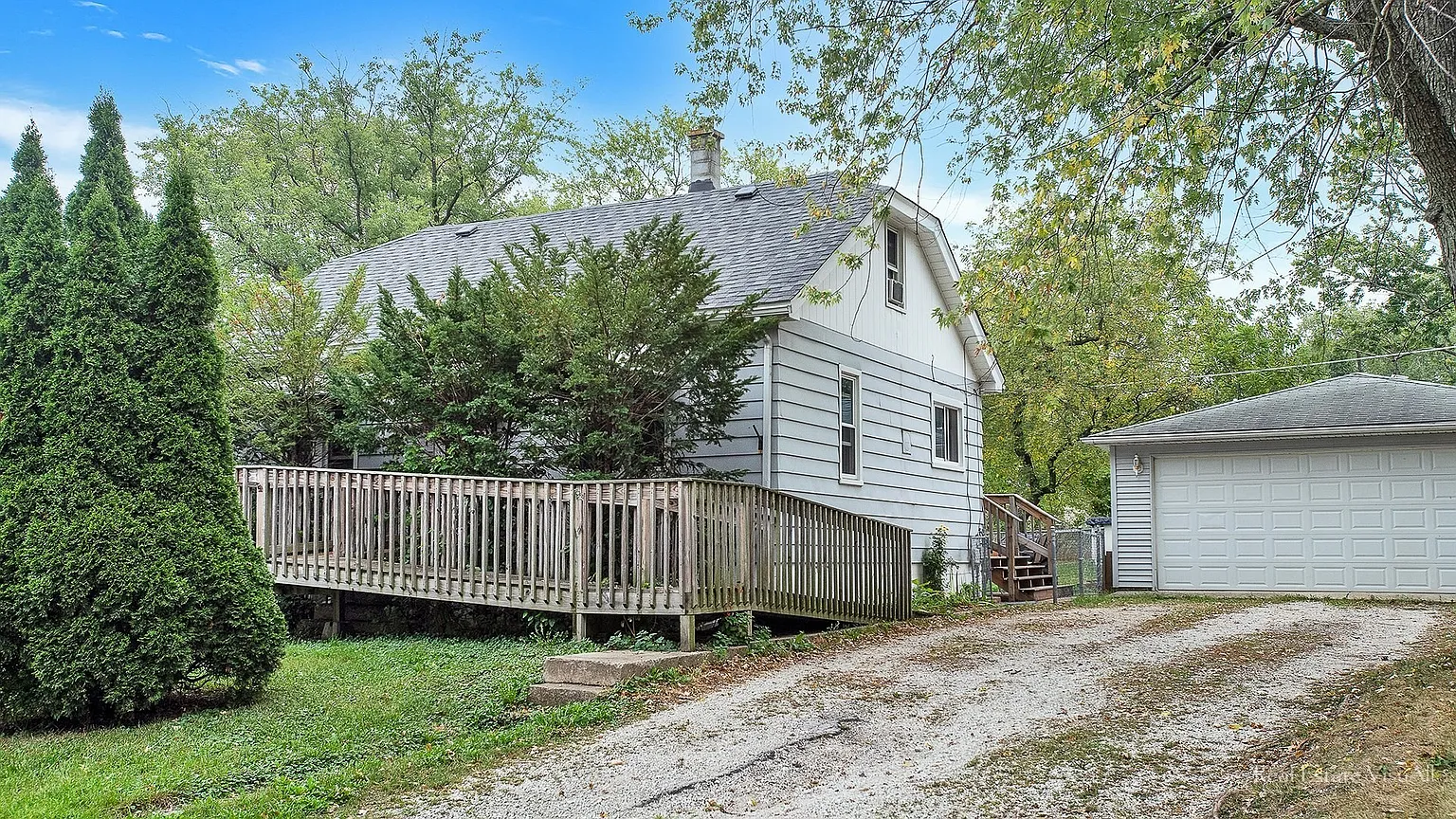 7811 Blazer Ave photo 1