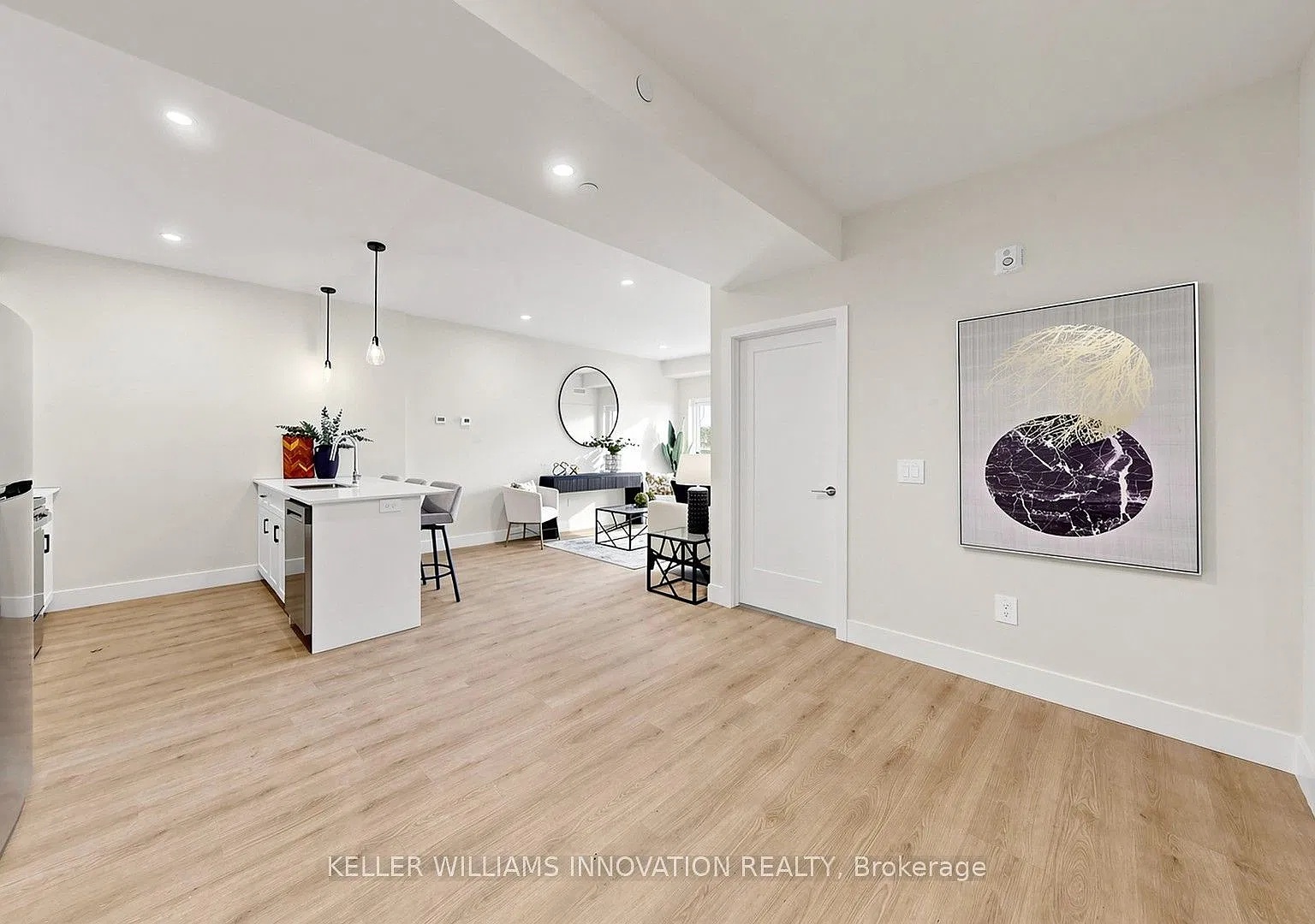 2 bed, $2,110 — Photo 4