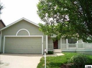 3513 SW Westport Dr, Topeka, KS 66614