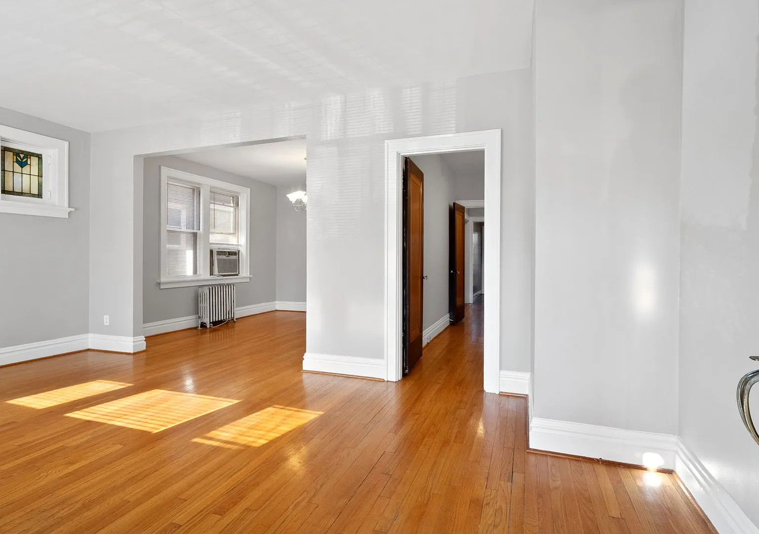 Cute First-Floor — Photo 3