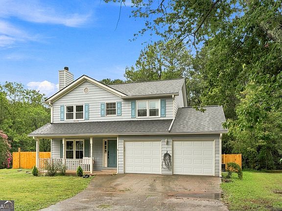 2nd image of 921 Appian Way
