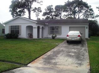 1434 SE Grapeland Ave, Port Saint Lucie, FL 34952
