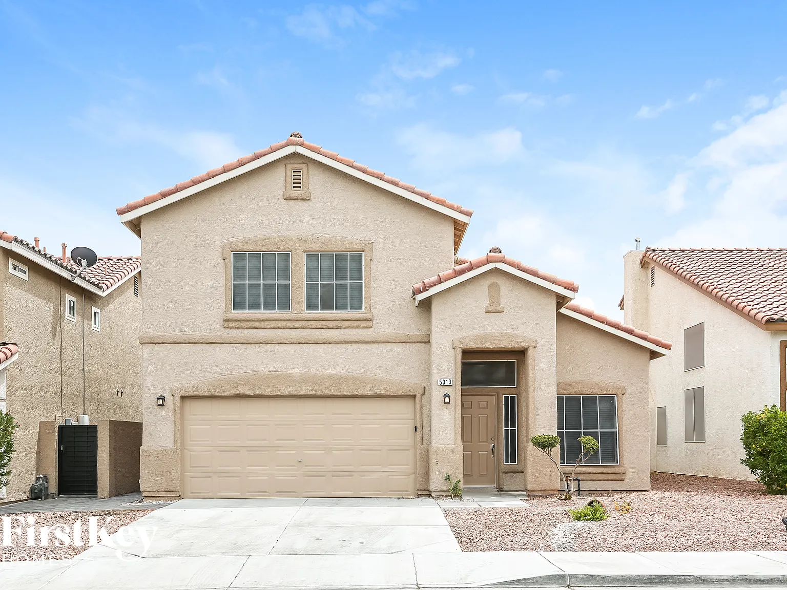 3 bed, 2.5 bath, 1630 sqft, $2,115 — Photo 1