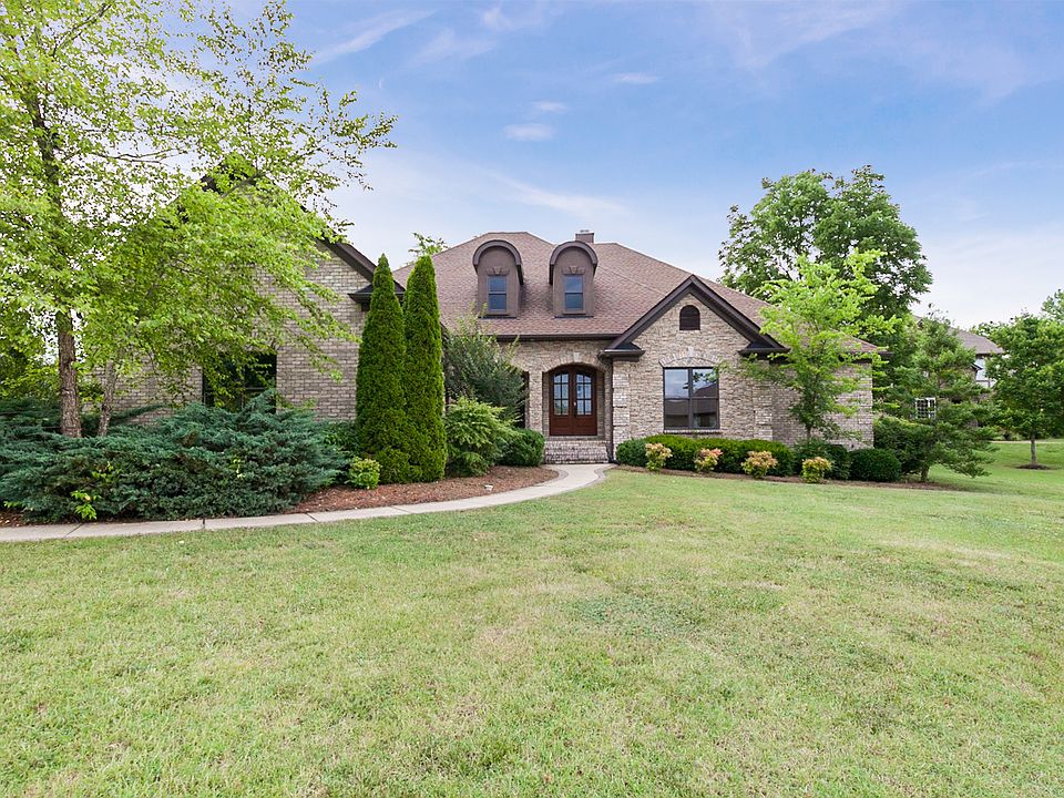 1st image of 1146 Blackshear Dr