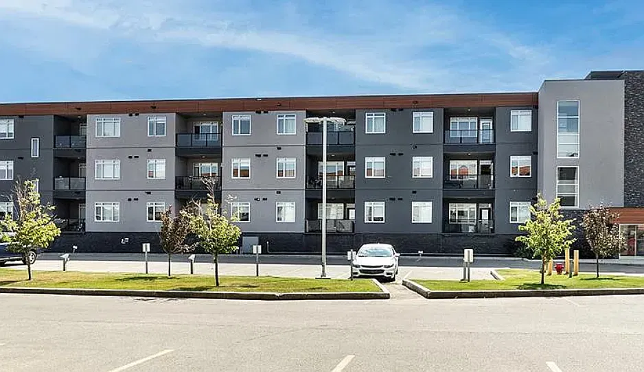 209 - 770 Childers Crescent, Saskatoon Furnished Condo | 2 Bedrooms | 2 Bathrooms — Photo 2