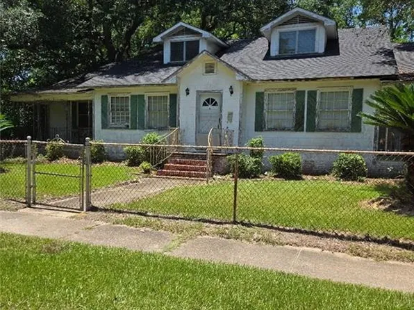 617 Oak Ave, Mobile, AL 36610
