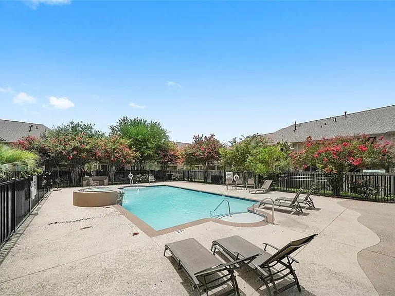 7511 S Linpar Ct — Photo 44