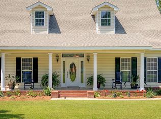 3142 Rhett Cir, Patterson, GA 31557