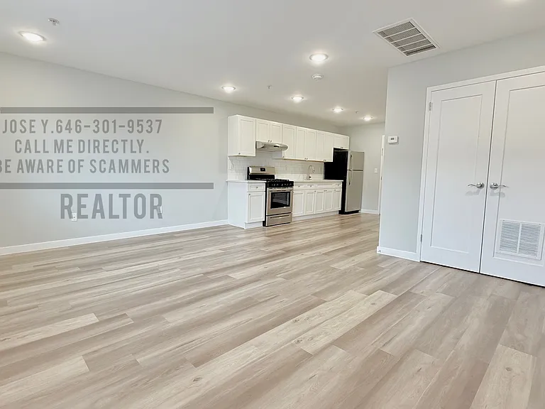 188 Lafayette St #90 — Photo 2