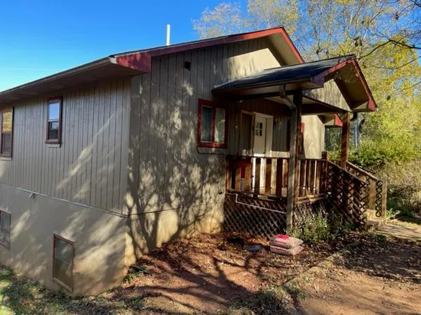 110 Rynes Rd, Otto, NC 28763