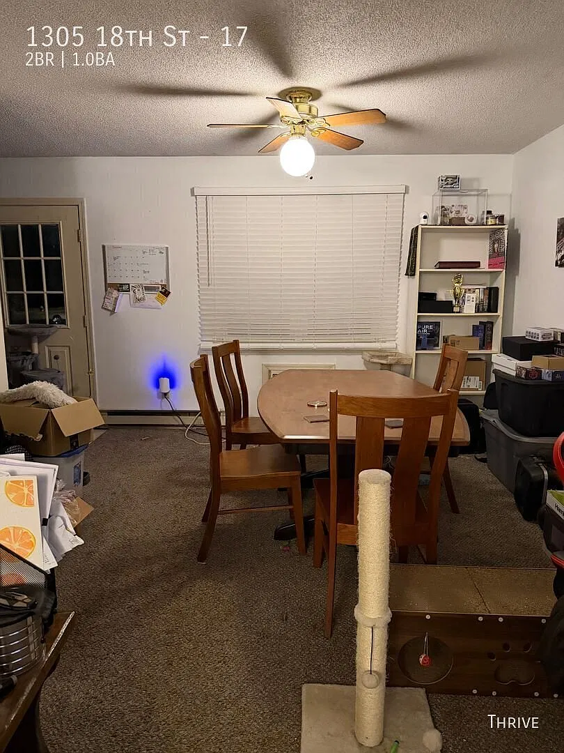 2 Bedroom Home Near EIU Campus Convenient Charleston Location! — Photo 3