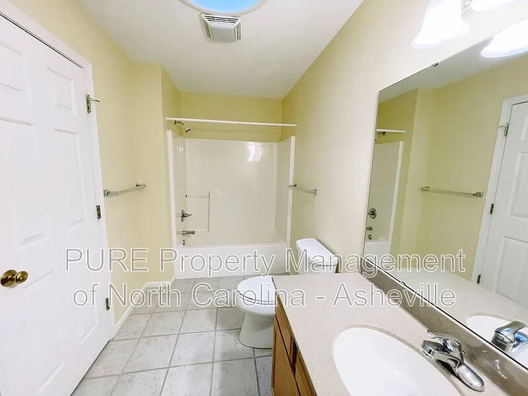 15 Spring Village Ln — Photo 10