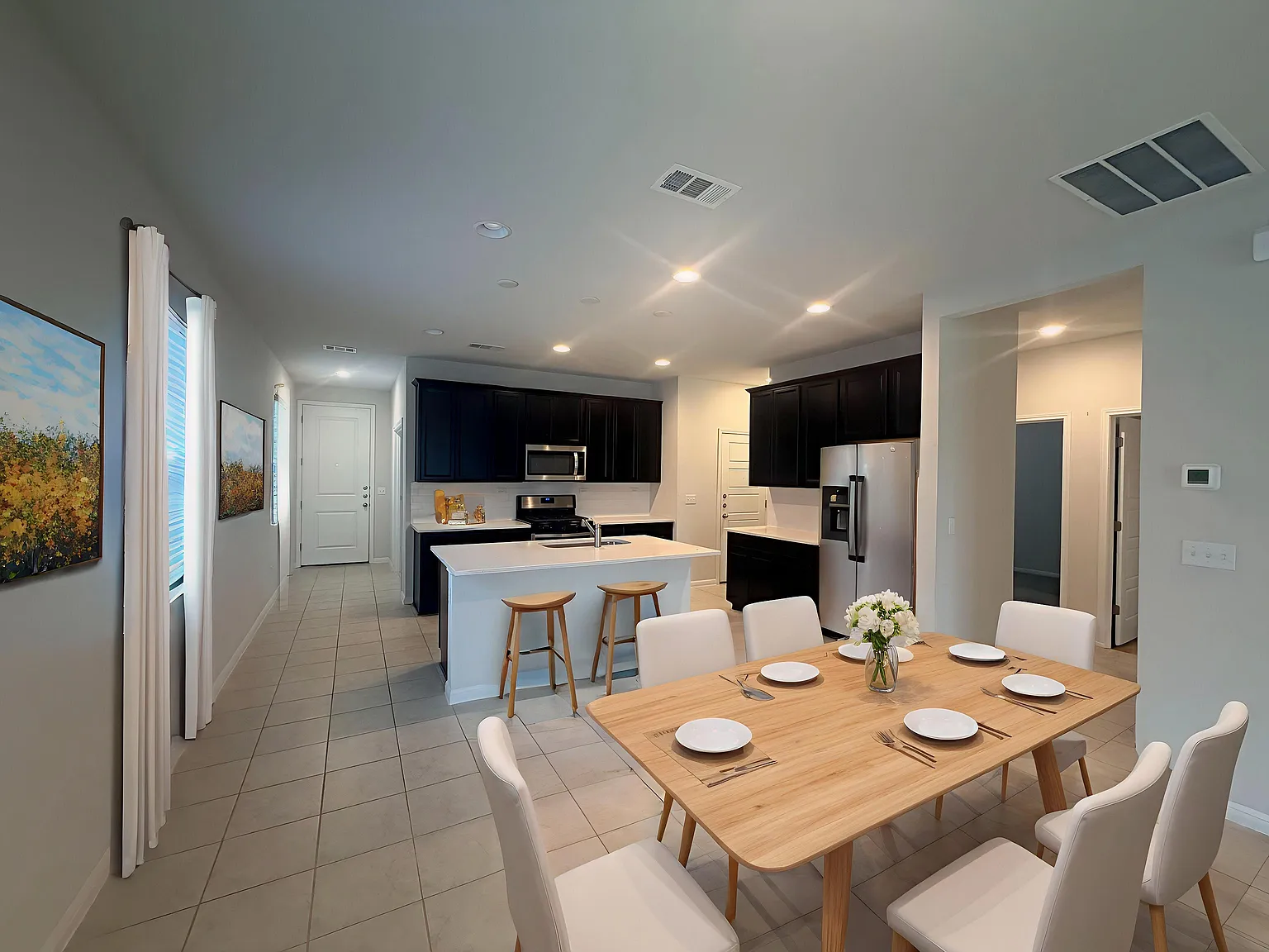 3 bed, 1800 sqft, $1,950 — Photo 4
