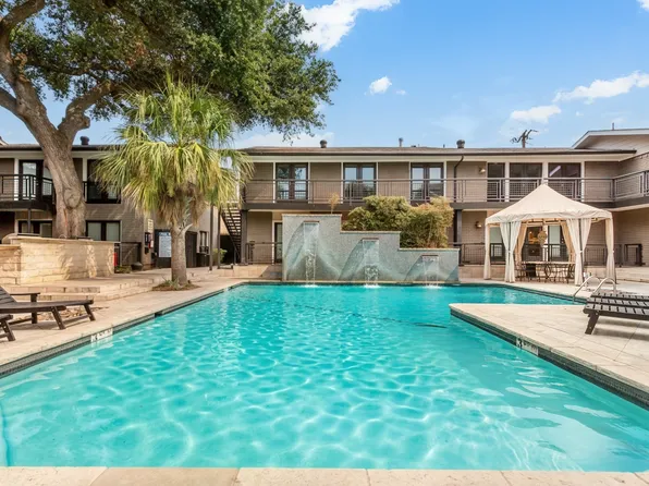 10205 Regal Oaks Dr APT 123, Dallas, TX 75230