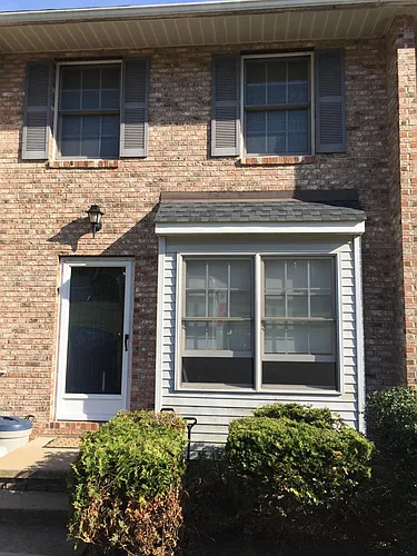 534 Becker St Photo 1
