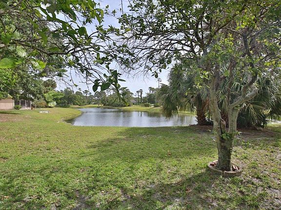 3rd image of 1018 Belleflower Dr