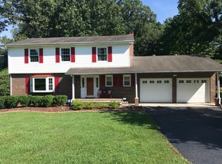 247 Carr Dr, Blountville, TN 37617