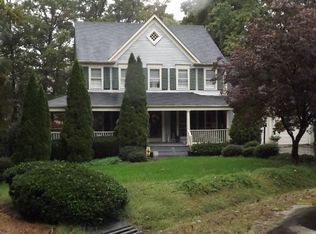 3214 Tally Ho Ct, Woodbridge, VA 22192