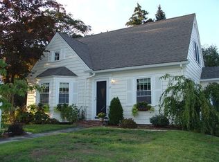 67 Ann Mary Brown Dr, Warwick, RI 02888