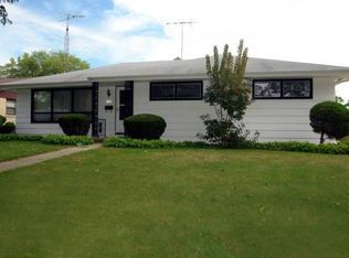 2411 Yeoman St, Waukegan, IL