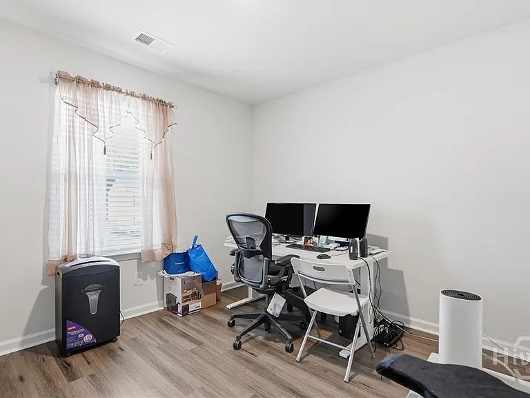 342 Brennan Dr — Photo 24