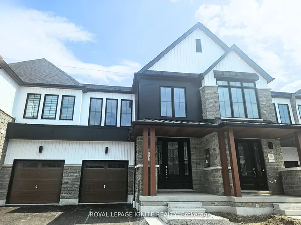 1079 Cameo St, Pickering, ON L1X 0G2