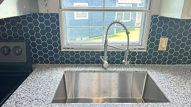 515 Cruse Dr — Photo 17