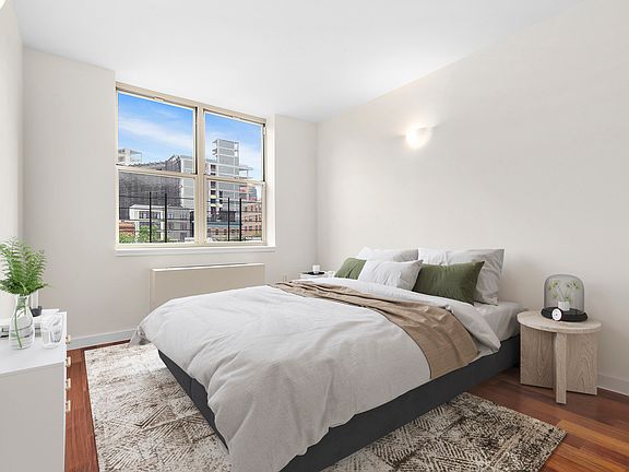 5th image of 313 W 119th St #5CD
