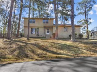 200 Skyland Ter, Petal, MS 39465