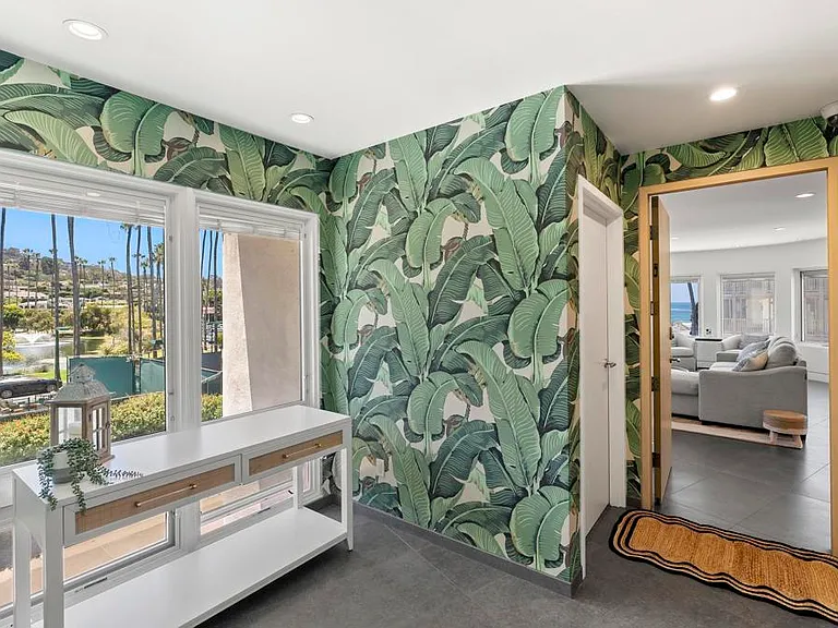 2110 Avenida De La Playa #C — Photo 2