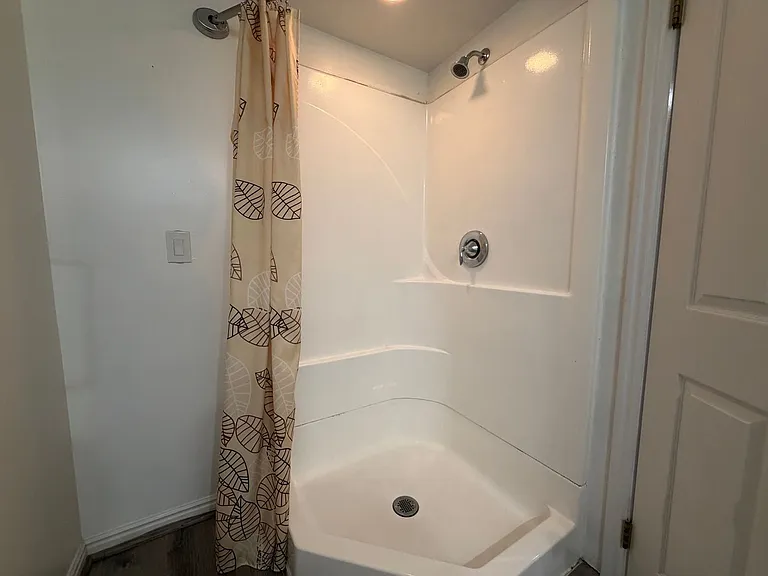 2080 E Debeers Dr — Photo 7