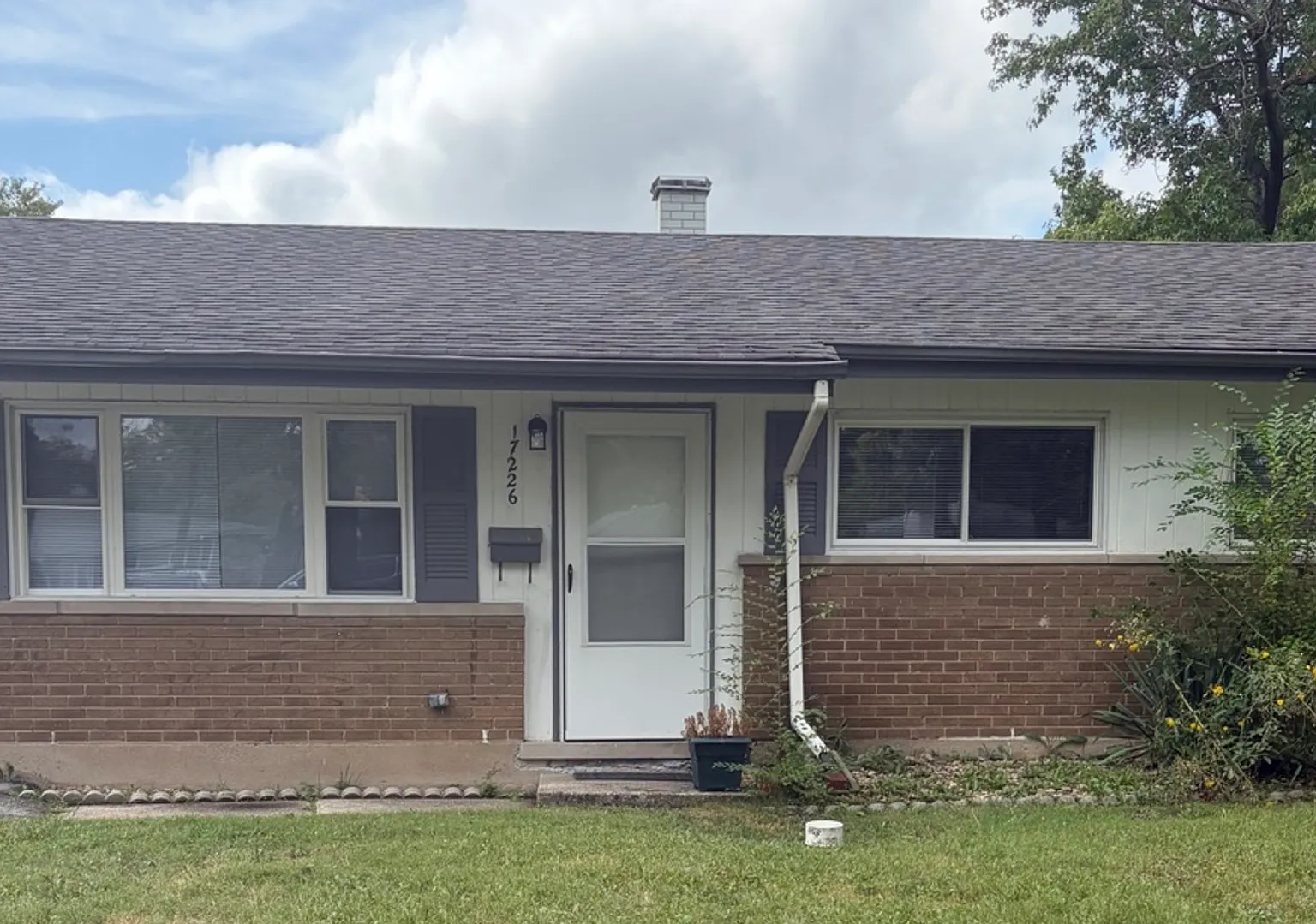 4 bed, 1723 sqft, $2,600 — Photo 2