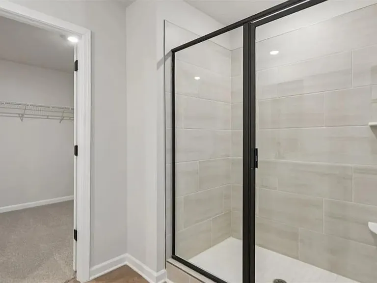 2828 Sweet Red Cir — Photo 13