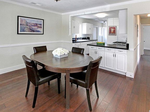 5th image of 668 Cypress Ave