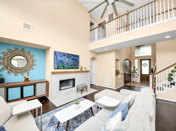 15707 Aberdeen Trails Dr, Houston, TX 77095