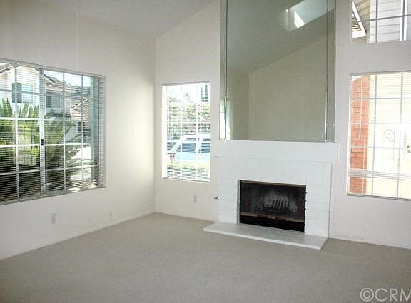 3rd image of 7 Songbird Ln