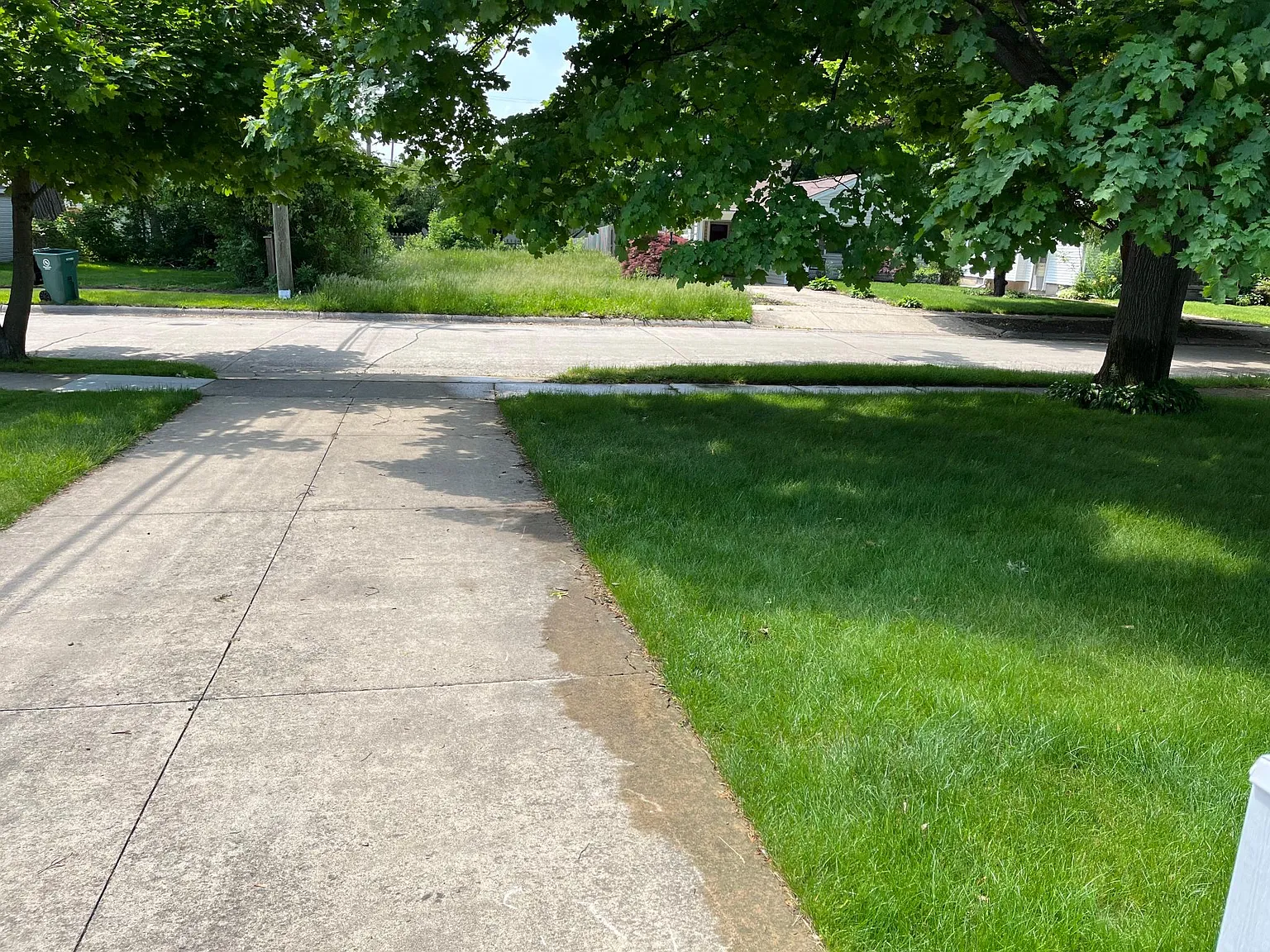 1812 Clifton Ave — Photo 4