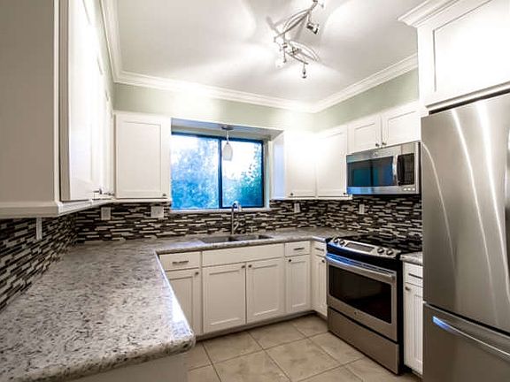 5th image of 8250 Shiloh Dr