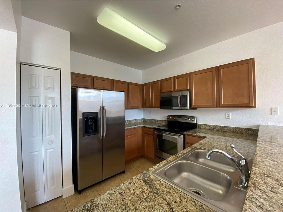 1st image of 10870 NW 88th Ter #271