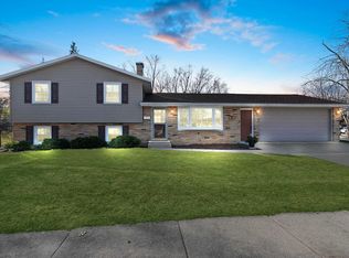 761 Westwood Dr, De Pere, WI 54115