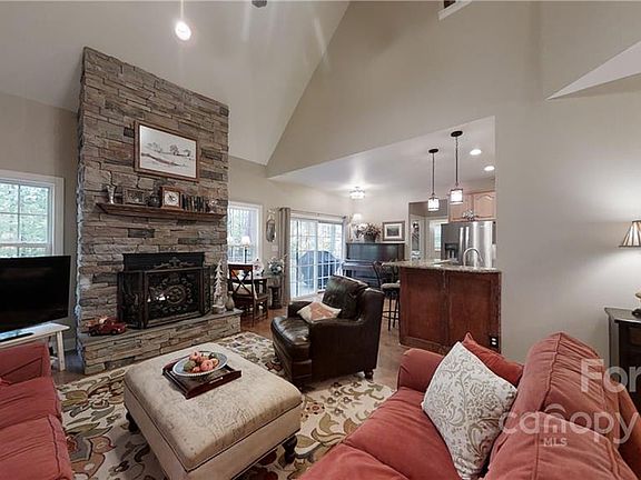 4th image of 3030 Mountain Creek Dr #33