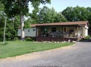 1104 Pittsburgh Ave, Oakland, MD 21550