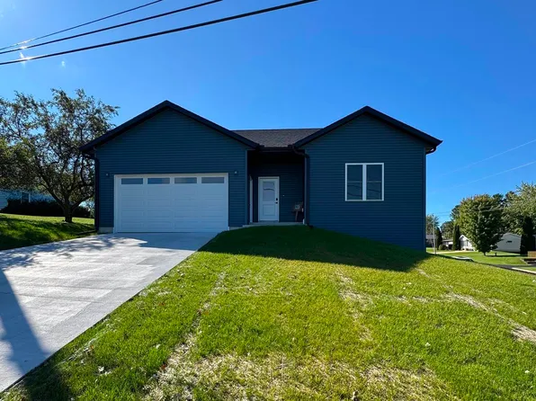400 Hollander St, Markesan, WI 53946